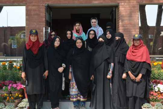 A Delegation of Eminent Ladies of Rahim Yar Khan Visit KFUEIT