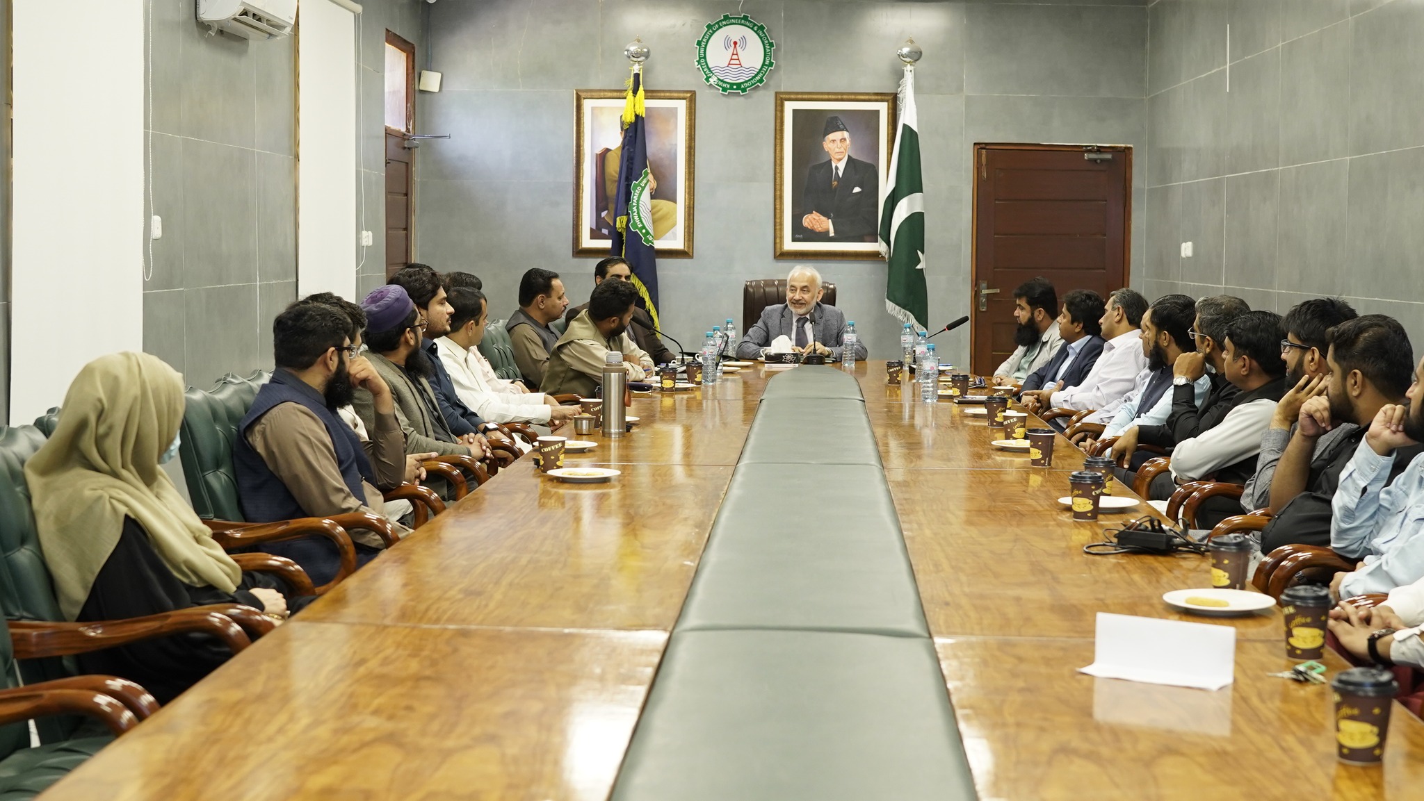 Prof. Ir. Dr. Amir Azam Khan Engages with Faculty and Students of Civil, Chemical & Environmental Engineering