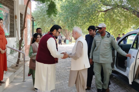 KFUEIT Vice Chancellor Prof. Ir. Dr. Amir Azam Khan Visits Medical Centre